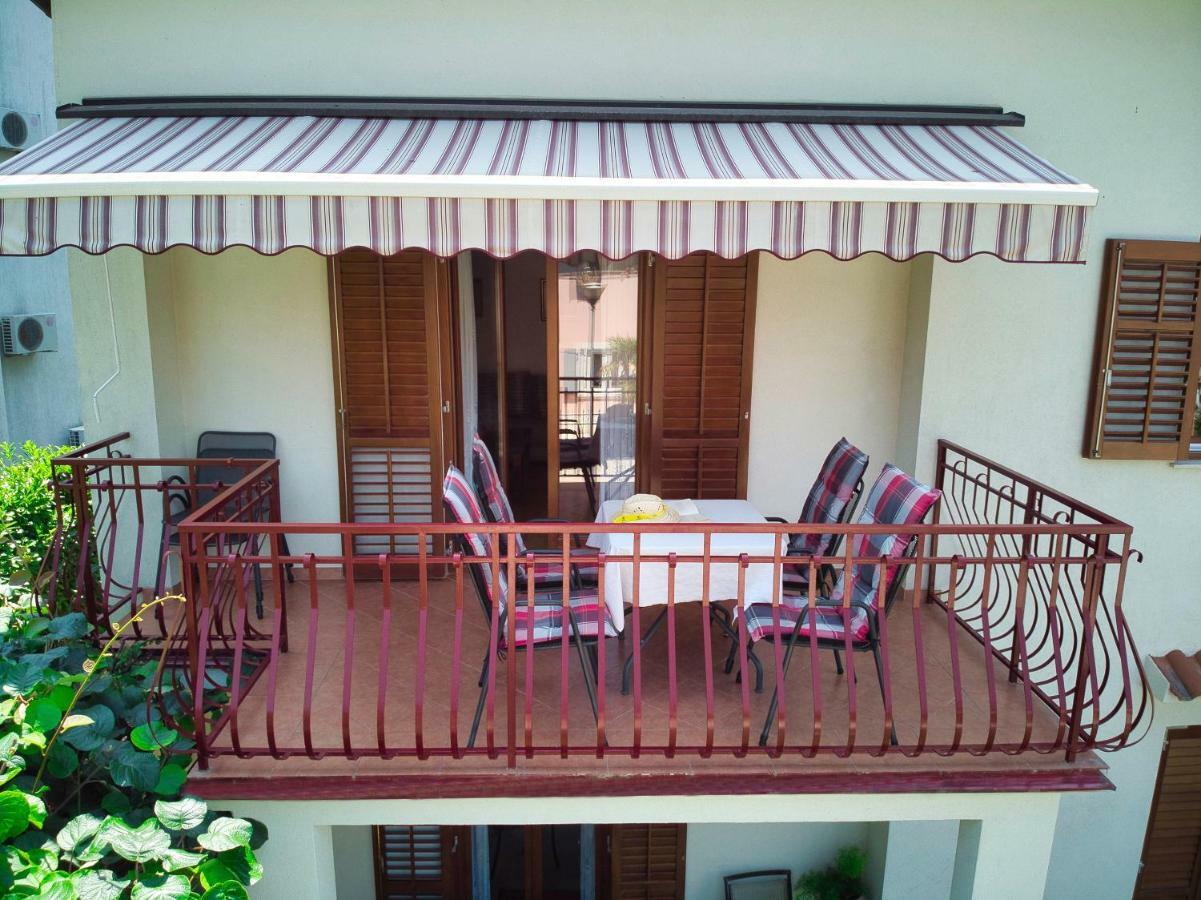 Silva Apartment *